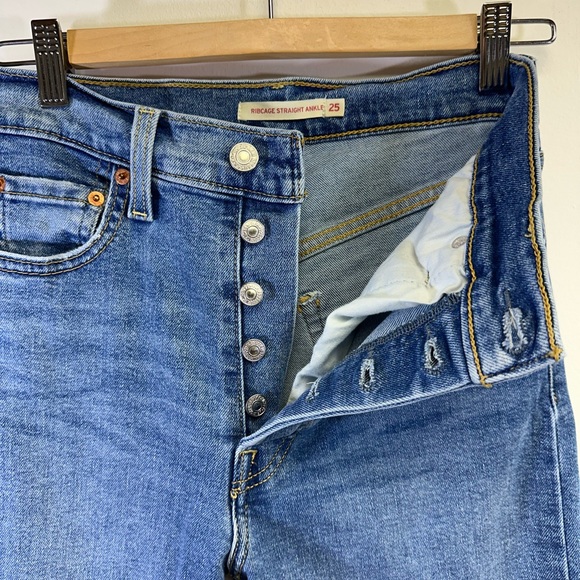 Levi's Ribcage Straight Ankle Jeans, Medium Blue Wash, Size 25 X 27 - Picture 5 of 12